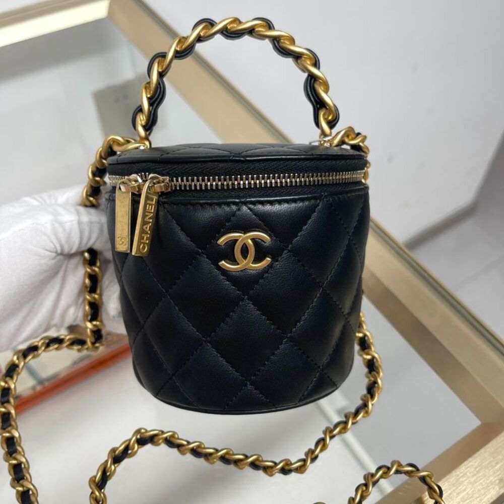 Chanel Women Pre-Loved Bag Very Good Condition